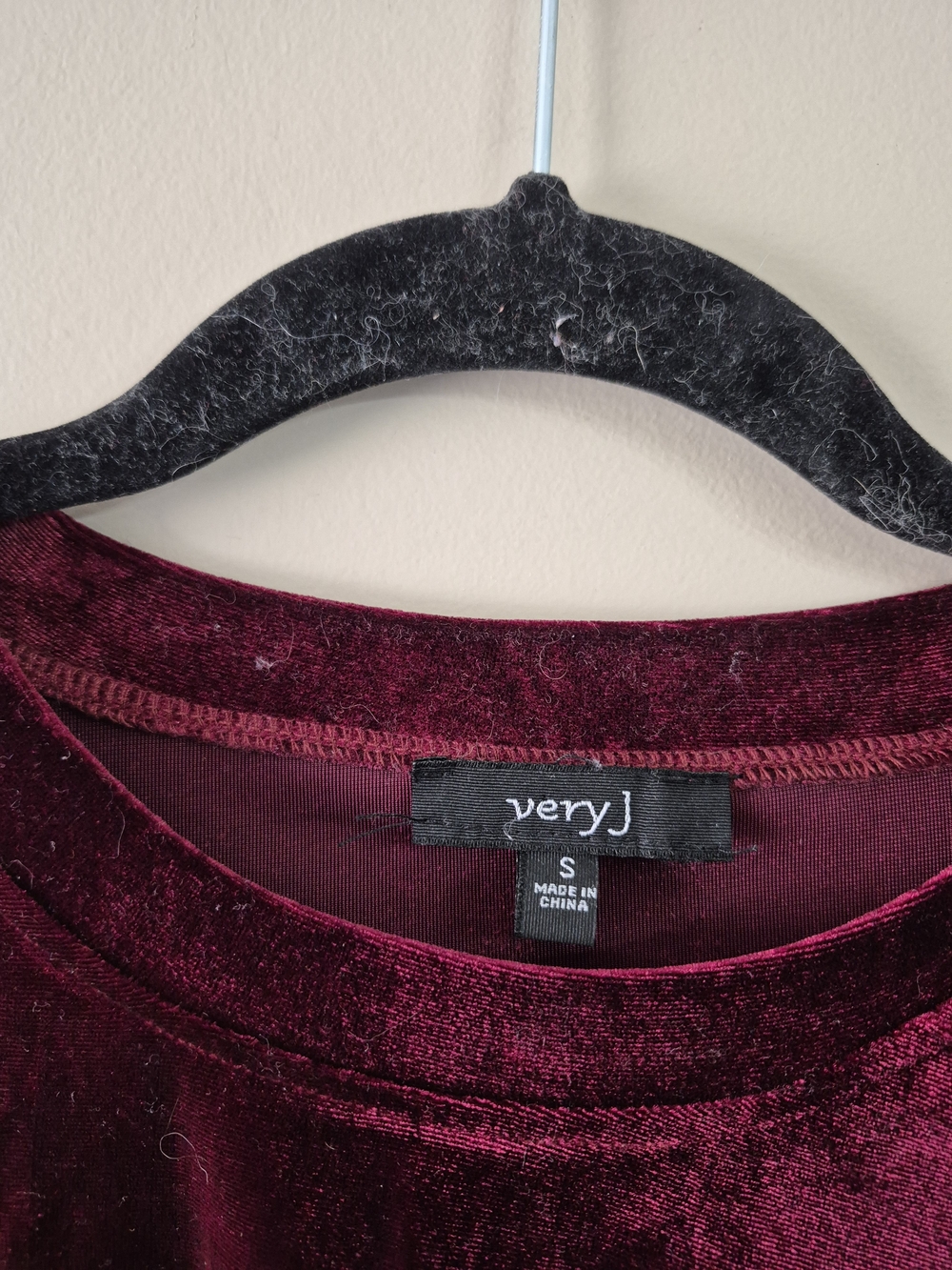 Velvet Top in Deep Burgundy - Picture 5 of 6